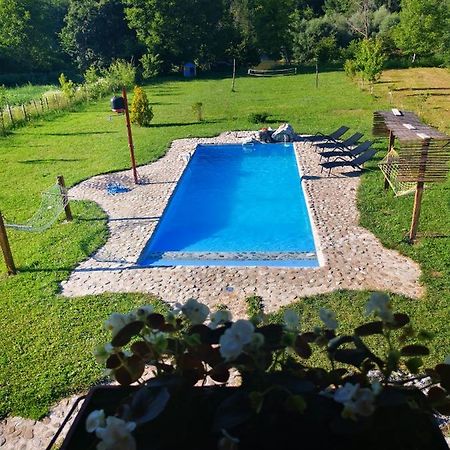 Exo Log Cottage Jezero  Zewnętrze zdjęcie