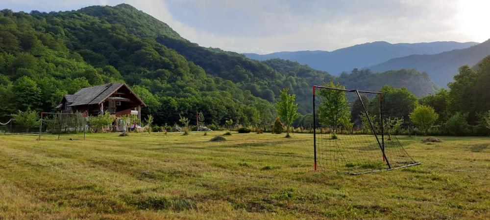 Exo Log Cottage Jezero  Zewnętrze zdjęcie