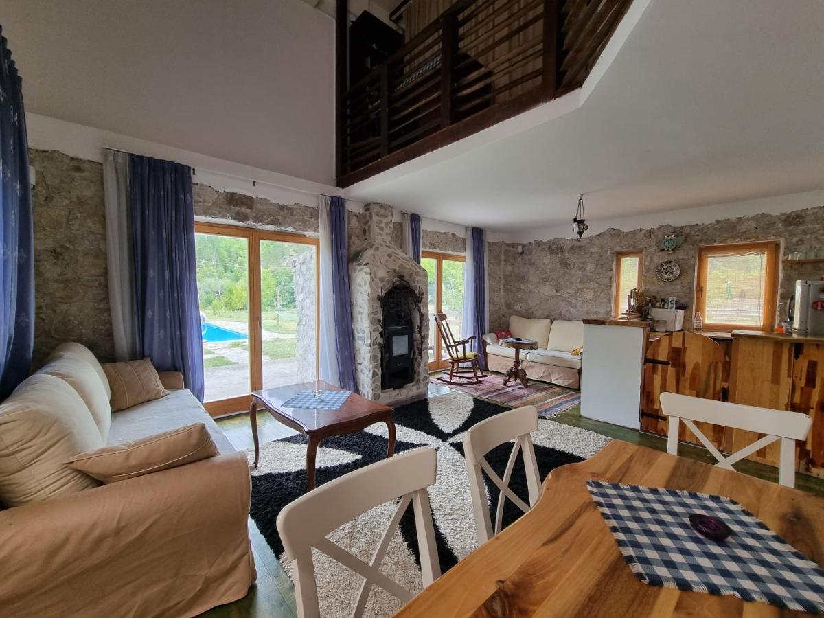 Exo Log Cottage Jezero  Zewnętrze zdjęcie