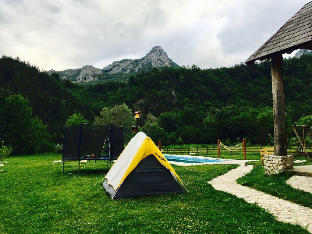 Exo Log Cottage Jezero  Zewnętrze zdjęcie