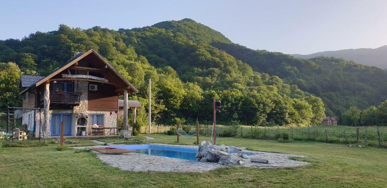 Exo Log Cottage Jezero  Zewnętrze zdjęcie